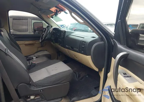 2010 Chevrolet Silverado 1500 Lt из США, поврежденный, VIN 1GCSCSE06AZ180893